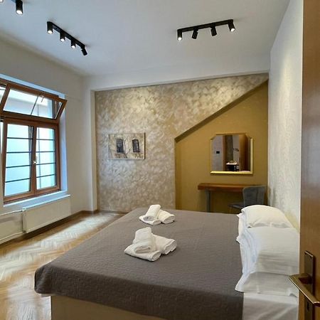 Corso Apartment Čačak Buitenkant foto