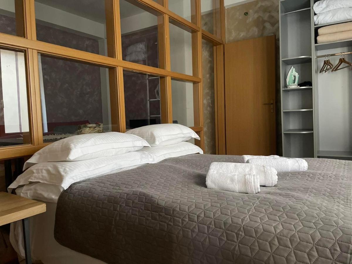 Corso Apartment Čačak Buitenkant foto